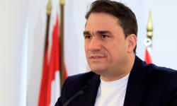 Τσουκαλάς: Αν ψάχνουν πολιτικούς απατεώνες, ας μην κουράζονται, αρκεί να κοιτάξουν στον καθρέφτη τους