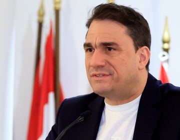 Τσουκαλάς: Αν ψάχνουν πολιτικούς απατεώνες, ας μην κουράζονται, αρκεί να κοιτάξουν στον καθρέφτη τους