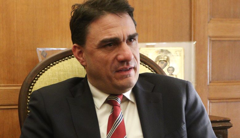 Τσουκαλάς κατά κυβέρνησης: Έχετε αφαιμάξει φορολογικά τη μεσαία τάξη