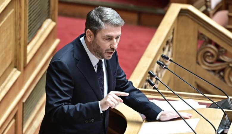 Ανδρουλάκης: Ψηφίστε την πρότασή μας για Προανακριτική και το ΠΑΣΟΚ θα πει «ναι» στην Εξεταστική