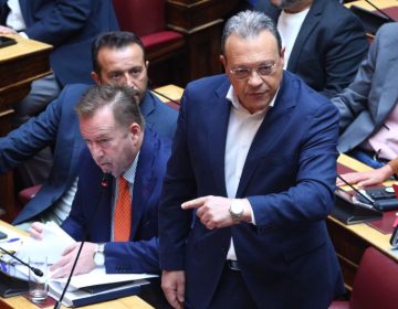 Σωκράτης Φάμελλος: Έχει το πολιτικό και ηθικό ανάστημα η ΝΔ να είναι παρούσα σήμερα στη Βουλή;