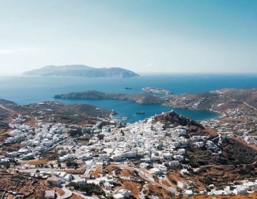 Η Ίος είναι η «έκπληξη» του φετινού καλοκαιριού, σύμφωνα με διεθνή ΜΜΕ