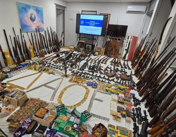 Προετοιμασμένος… για «πόλεμο» ο απόστρατος της Πολεμικής Αεροπορίας που συνελήφθη στο Κιάτο – Δείτε φωτογραφίες
