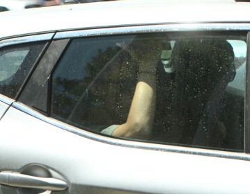 Παλαιό Φάληρο: Στον ανακριτή απολογείται σήμερα η 32χρονη Αλγερινή – Αρνείται ότι δολοφόνησε την 3χρονη κόρη της