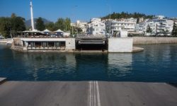 Απροσδιόριστος ο χρόνος αποκατάστασης της κυκλοφορίας για τα οχήματα στην Παλαιά Γέφυρα της Χαλκίδας