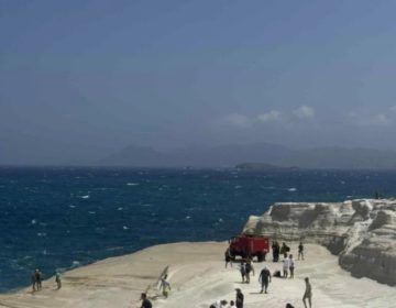 Τραγωδία στη Μήλο: Δύο τουρίστες πνίγηκαν στο Σαρακήνικο