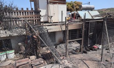 Σε ύφεση οι φωτιές σε Κερατέα Αττικής και Χελιδόνι Ηλείας – Υπό μερικό έλεγχο στον Κουβαρά