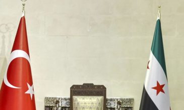 Μνημόνιο συνεργασίας υπέγραψαν οι υπουργοί Άμυνας της Τουρκίας και της Συρίας