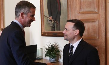 Αντιπαράθεση Δούκα με Μπακογιάννη για τη Βασιλίσσης Όλγας