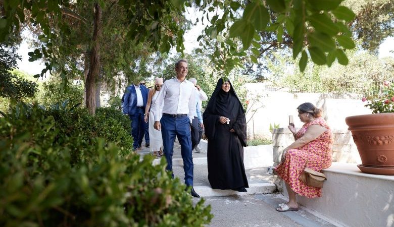 Μητσοτάκης: Αντιμετωπίζουμε δυσκολίες, όμως με τη δύναμη της Παναγίας μπορούμε να τα καταφέρουμε