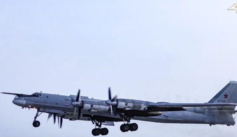 Ρωσικά στρατηγικά βομβαρδιστικά Tu-95MS πραγματοποίησαν πτήση πάνω από την Θάλασσα Μπάρεντς