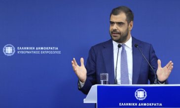 Μαρινάκης: Στο ΠΑΣΟΚ πολιτεύονται με όρους πολιτικής εξαπάτησης, ή ασχετοσύνης