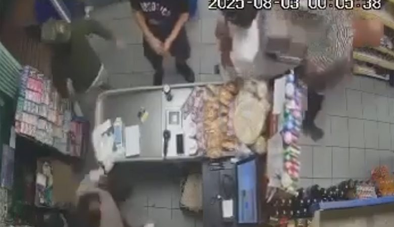 Συνελήφθη 24χρονος για ληστεία σε μίνι μάρκετ στη Νέα Σμύρνη – Δείτε το αποκαλυπτικό βίντεο