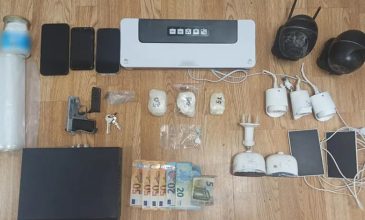 Συνελήφθησαν δύο άντρες στην Αττική για κατοχή και διακίνηση ναρκωτικών
