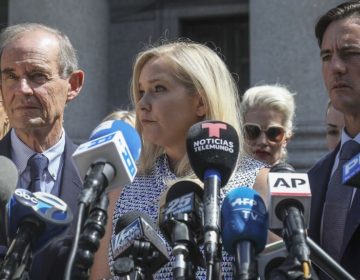 Τα απομνημονεύματα της Βιρτζίνια Τζουφρέ – Η κατήγορος του πρίγκιπα Άντριου και του Τζέφρι Επστάιν έγραψε την ιστορία της πριν βάλει τέλος στη ζωή της