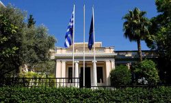 Κυβερνητικές πηγές: Στο ΠΑΣΟΚ πρέπει να βρίσκονται σε μεγάλη πολιτική σύγχυση