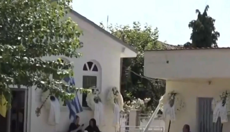 Οδύνη στις κηδείες των 16χρονων που σκοτώθηκαν σε τροχαίο στην Καστοριά