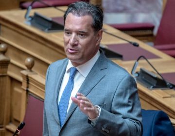 Άδωνις Γεωργιάδης: Τρία ψέματα και μια μισή αλήθεια για το ΕΣΥ