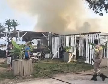 Φωτιά κατέστρεψε γνωστό beach bar στην Πρέβεζα – Δείτε βίντεο