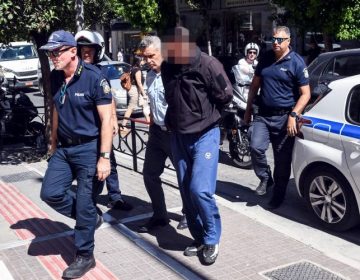 Συγκλονίζει ο πατέρας της 8χρονης: «Η κόρη μου ξυπνάει μες στη νύχτα και φωνάζει “έρχεται η μηχανή πάνω μου”»