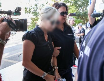 Απολογείται η 45χρονη για το τροχαίο με την Porsche στη Θέρμη – Έχει αρνηθεί ότι εγκατέλειψε τον τόπο του ατυχήματος κι ότι κινούνταν με μεγάλη ταχύτητα