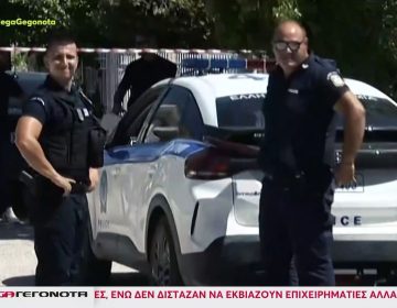 Μυστήριο με τον θάνατο 22χρονου στην Κόρινθο – Βρέθηκε μαχαιρωμένος στον καναπέ του σπιτιού του, ενώ τα υπόλοιπα μέλη της οικογένειας κοιμούνταν