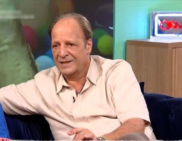 Δημήτρης Αποστόλου για «Δύο Ξένοι»: «Ο Αλέξανδρος Ρήγας αντέδρασε στη Δέσποινα Βανδή, μου έλεγε πάρε την Τάνια Τρύπη»