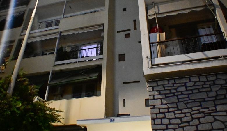 Ξεσπά ο σύζυγος της 34χρονης που γέννησε και πέθανε μαζί με το νεογνό στα Πατήσια: «Τα άλλα μας παιδιά γεννήθηκαν σε νοσοκομείο»