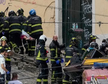 Τραγωδία στη Λισαβόνα: Προβλήματα με το καλώδιο είναι ενδεχόμενο να προκάλεσαν το δυστύχημα με το τελεφερίκ – Όλα έγιναν σε 50 δευτερόλεπτα