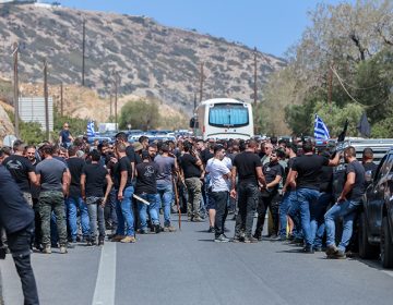 Αγροτοκτηνοτρόφοι έκλεισαν τον ΒΟΑΚ στο ύψος του Αεροδρομίου «Ν. Καζαντζάκης»