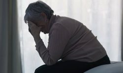 Συγκλονίζει η 79χρονη Σουηδέζα που κρατούσε όμηρη 30χρονος στην Ξάνθη: «Με κακοποίησε»