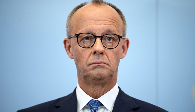 Μερτς: Η Ευρώπη πρέπει να αναπροσαρμόσει τα συμφέροντά της σε σχέση με τις ΗΠΑ