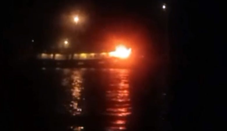 Ο στόλος για τη Γάζα λέει πως πλοίο του «χτυπήθηκε» πιθανόν από drone ανοικτά της Τύνιδας, η Τυνησία διαψεύδει