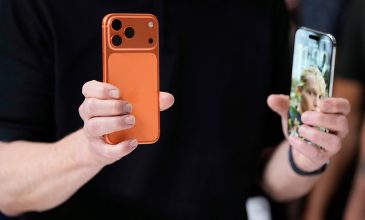 Η Apple ανακοίνωσε νέα iPhone 17, Apple Watch και AirPods Pro – «Λεπτό όσο ένα δάχτυλο», πόσο κοστίζει