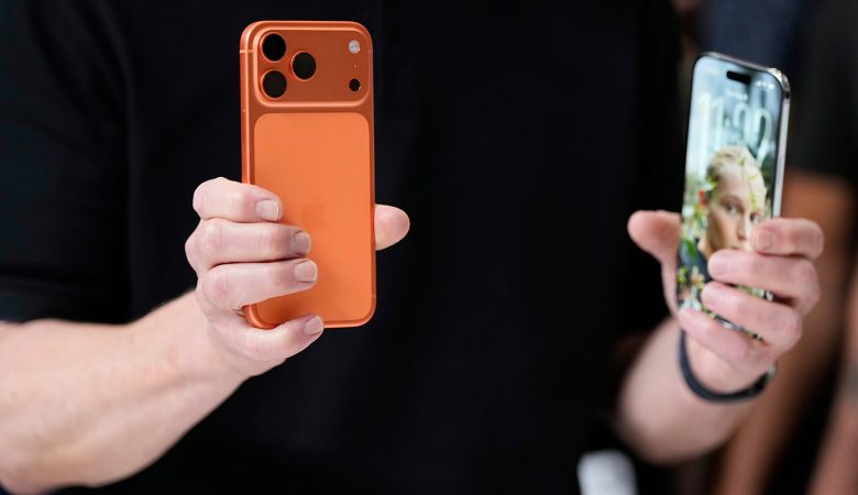 Η Apple ανακοίνωσε νέα iPhone 17, Apple Watch και AirPods Pro – «Λεπτό όσο ένα δάχτυλο», πόσο κοστίζει