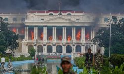 Χάος στο Νεπάλ: Στρατιώτες φρουρούν το κτίριο του κοινοβουλίου, περιπολούν στους δρόμους έπειτα από δύο ημέρες φονικών ταραχών