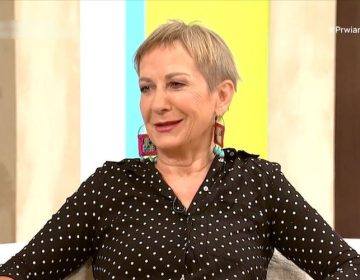 Λένα Διβάνη: Οι άνθρωποι θα πρέπει να ελέγχονται πριν γίνουν γονείς, έχετε δει καλή μητέρα με μια βαλίτσα στο χέρι;