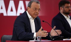 Φάμελλος για Τσίπρα: Αδιανόητη κάθε συζήτηση για κατακερματισμό ή ανεξαρτητοποίηση