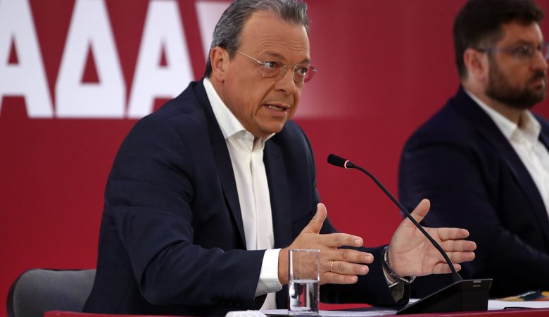 Φάμελλος για Τσίπρα: Αδιανόητη κάθε συζήτηση για κατακερματισμό ή ανεξαρτητοποίηση