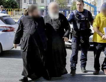 Προφυλακιστέοι ο ηγούμενος και οι άλλοι πέντε συλληφθέντες για αρχαιοκαπηλία στη Μονή Μεγάλου Σπηλαίου