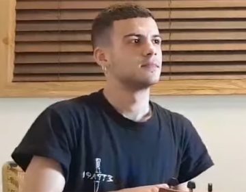 Ο γιος του Σωκράτη Μάλαμα κατηγορείται για επίθεση σε αστυνομικούς – «Όταν βγω έξω, θα δείτε τι θα πάθετε»