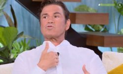 Μάριος Φραγκούλης: Η μητέρα μου είπε ότι θα πάει στο μανάβικο και δεν επέστρεψε ποτέ, έφυγε για την Αφρική