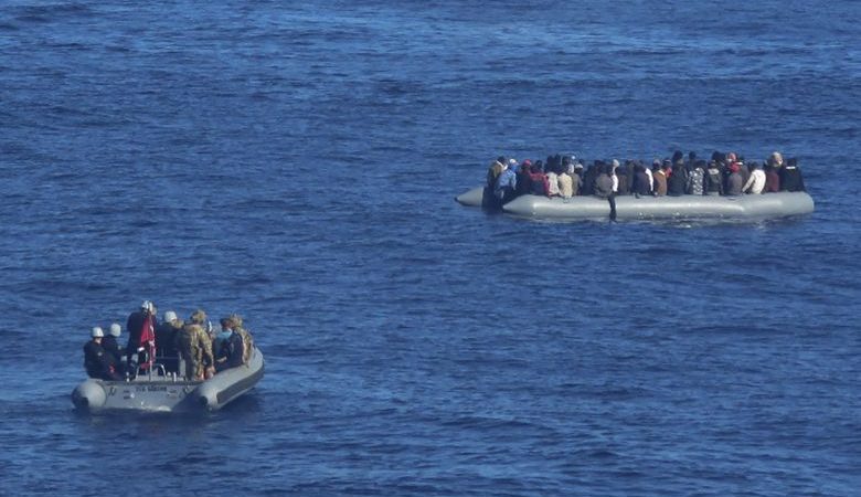 Τουλάχιστον 50 μετανάστες νεκροί από φωτιά που ξέσπασε σε σκάφος στα ανοιχτά της Λιβύης