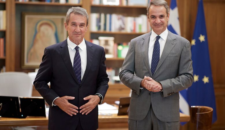 Ο Ανδρέας Λοβέρδος προσχώρησε στη Νέα Δημοκρατία – Συναντήθηκε με τον Μητσοτάκη στο Μαξίμου