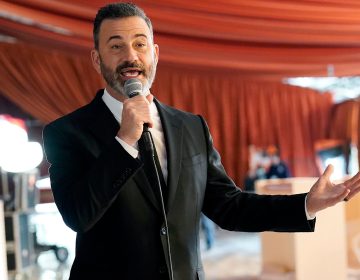 «Ντροπή στην κυβέρνηση, τι γίνεται με την ελευθερία του λόγου;» – Αντιδράσεις για το κόψιμο της εκπομπής του Τζίμι Κίμελ