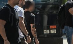 Αναβολή στη δίκη του Γιάννη Μάλαμα – Κατηγορείται για βία και απειλές σε αστυνομικούς
