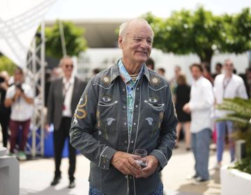 Ο ζεν κωμικός Μπιλ Μάρεϊ με τους φανατικούς θαυμαστές και την εκρηκτική προσωπικότητα