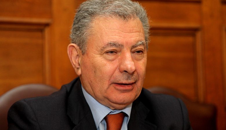 Δίκη Βαλυράκη: «Είδα τον πατέρα μου με αμυντικά τραύματα στα χέρια. Είχε μελανιές στο κεφάλι του» κατέθεσε ο μικρότερος γιος του