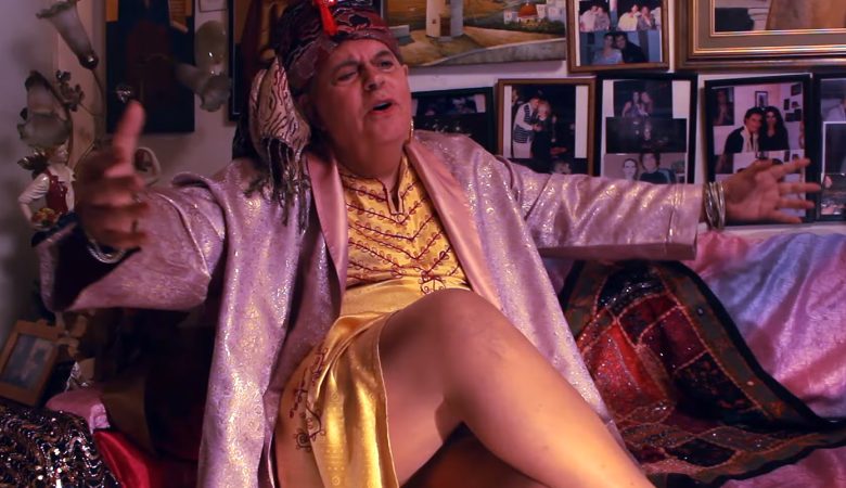 Πέθανε ο Γιώργος Σταυρόπουλος, ο θρυλικός «Μίστερ Εθνικά Μπούτια» της τηλεόρασης των 90’ς