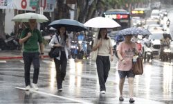 Δύο νεκροί και 30 αγνοούμενοι από τον τυφώνα Ραγκάσα στην Ταϊβάν